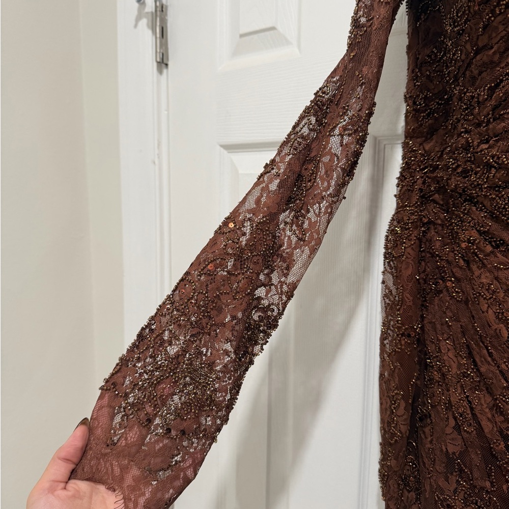 Never worn custom kosovo evening gown - Picture 3 of 5